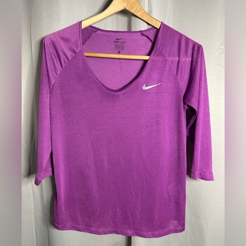 Nike‎ Dry fit activewear top Size Small
